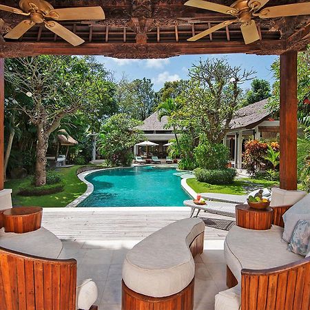 Lataliana Seminyak Villa Kültér fotó